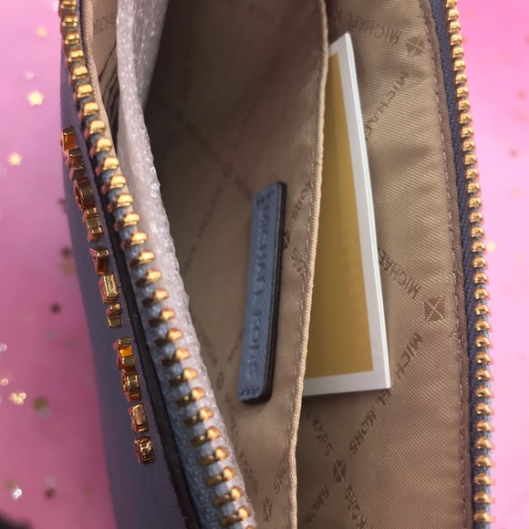 Brand new MK wristlet pale blue - Picture 5 of 9